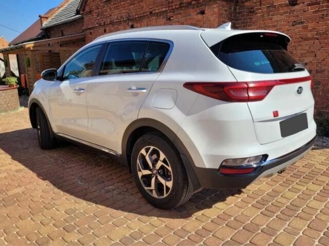 Белый Киа Sportage, объемом двигателя 2 л и пробегом 68 тыс. км за 14300 $, фото 2 на Automoto.ua