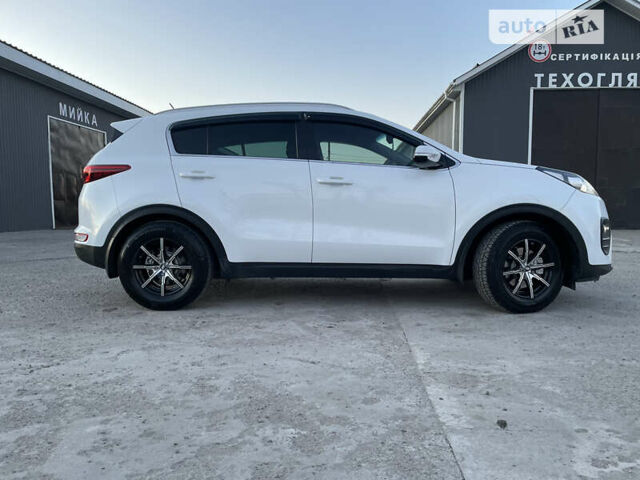 Білий Кіа Sportage, об'ємом двигуна 1.69 л та пробігом 106 тис. км за 22500 $, фото 3 на Automoto.ua