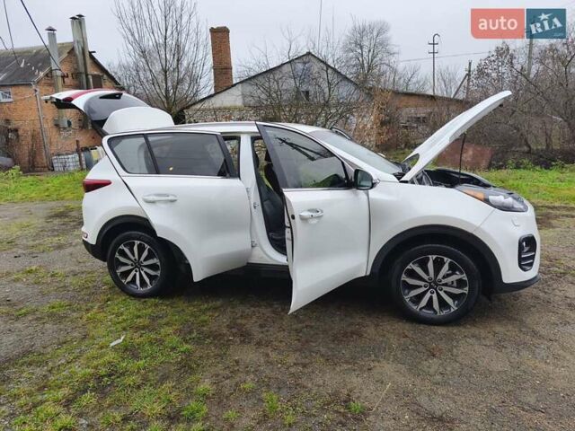 Білий Кіа Sportage, об'ємом двигуна 2.4 л та пробігом 77 тис. км за 17900 $, фото 20 на Automoto.ua