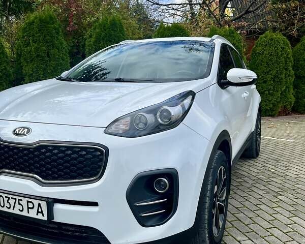 Киа Sportage 2018 в Львове на Automoto.ua Белый Киа Sportage, объемом двигателя 1.59 л и пробегом 108 тыс. км за 17200 $, фото 3 на Automoto.ua