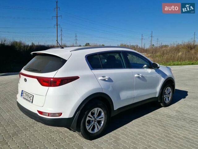 Білий Кіа Sportage, об'ємом двигуна 1.59 л та пробігом 21 тис. км за 17000 $, фото 7 на Automoto.ua