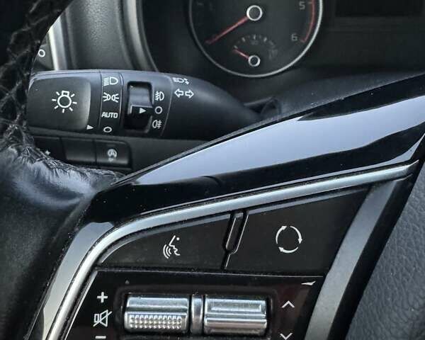 Белый Киа Sportage, объемом двигателя 1.59 л и пробегом 82 тыс. км за 20000 $, фото 3 на Automoto.ua