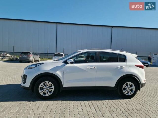 Білий Кіа Sportage, об'ємом двигуна 1.59 л та пробігом 21 тис. км за 17000 $, фото 2 на Automoto.ua