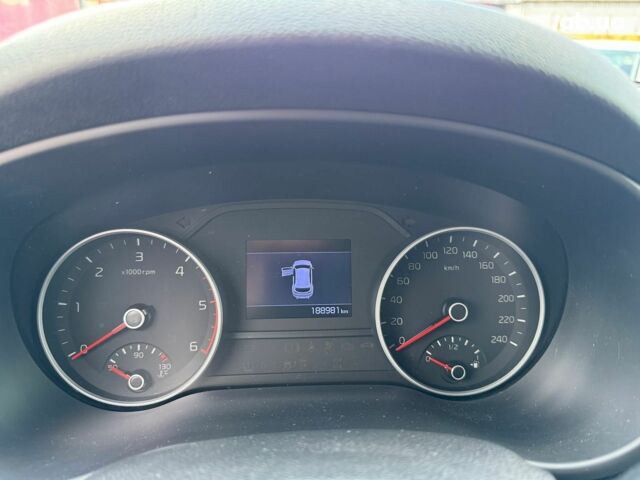 Белый Киа Sportage, объемом двигателя 1.6 л и пробегом 188 тыс. км за 18290 $, фото 20 на Automoto.ua