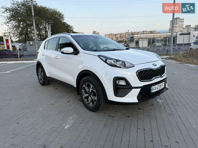 Киа Sportage 2018 в Одессе на Automoto.ua Белый Киа Sportage, объемом двигателя 1.59 л и пробегом 149 тыс. км за 14999 $, фото 10 на Automoto.ua