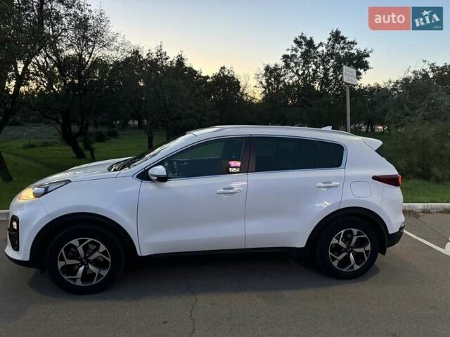 Белый Киа Sportage, объемом двигателя 1.59 л и пробегом 82 тыс. км за 20000 $, фото 10 на Automoto.ua