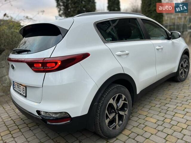 Белый Киа Sportage, объемом двигателя 1.59 л и пробегом 123 тыс. км за 16700 $, фото 4 на Automoto.ua