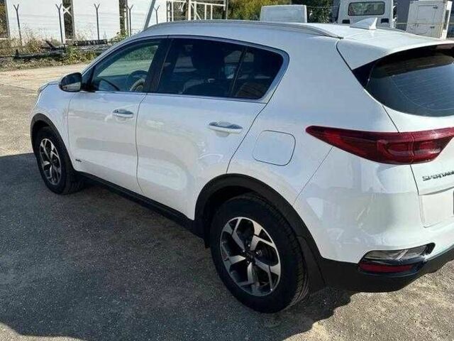 Киа Sportage 2018 в Одессе на Automoto.ua Белый Киа Sportage, объемом двигателя 2 л и пробегом 51 тыс. км за 14000 $, фото 2 на Automoto.ua