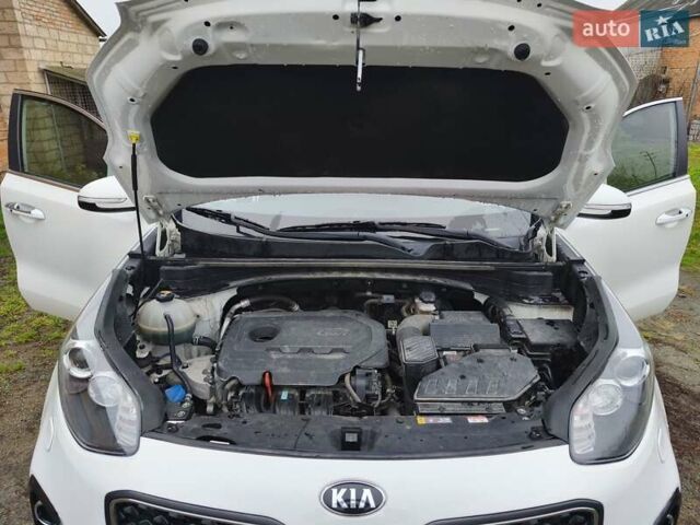 Білий Кіа Sportage, об'ємом двигуна 2.4 л та пробігом 77 тис. км за 17900 $, фото 24 на Automoto.ua