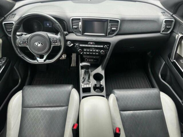 Белый Киа Sportage, объемом двигателя 2.4 л и пробегом 48 тыс. км за 7000 $, фото 12 на Automoto.ua