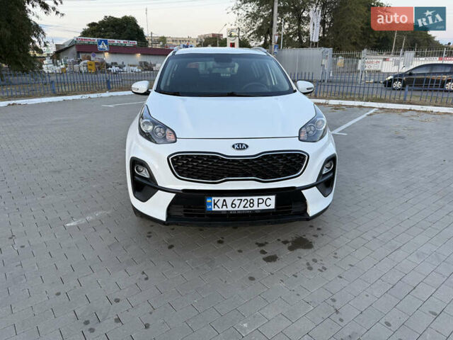 Киа Sportage 2018 в Одессе на Automoto.ua Белый Киа Sportage, объемом двигателя 1.59 л и пробегом 149 тыс. км за 14999 $, фото 12 на Automoto.ua