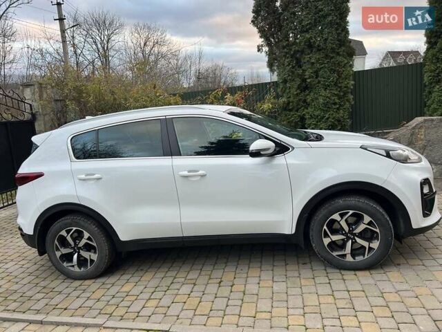 Белый Киа Sportage, объемом двигателя 1.59 л и пробегом 123 тыс. км за 16700 $, фото 8 на Automoto.ua