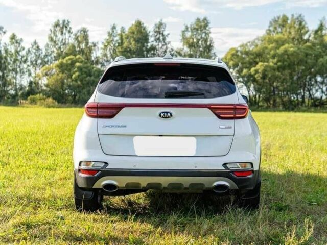 Белый Киа Sportage, объемом двигателя 2 л и пробегом 160 тыс. км за 16500 $, фото 4 на Automoto.ua