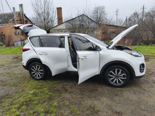 Білий Кіа Sportage, об'ємом двигуна 2.4 л та пробігом 77 тис. км за 17900 $, фото 10 на Automoto.ua