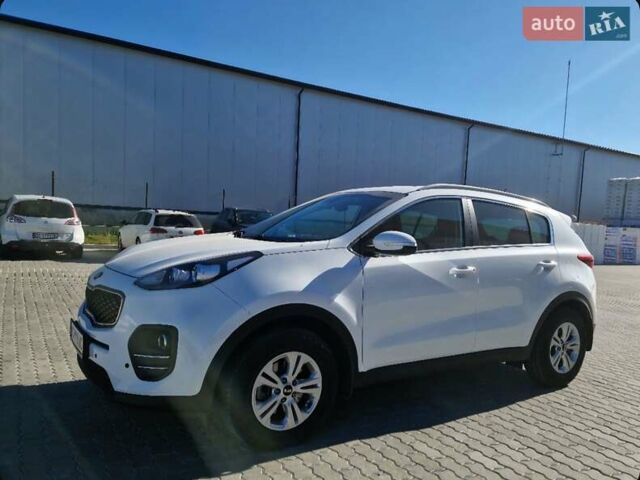 Білий Кіа Sportage, об'ємом двигуна 1.59 л та пробігом 21 тис. км за 17000 $, фото 1 на Automoto.ua