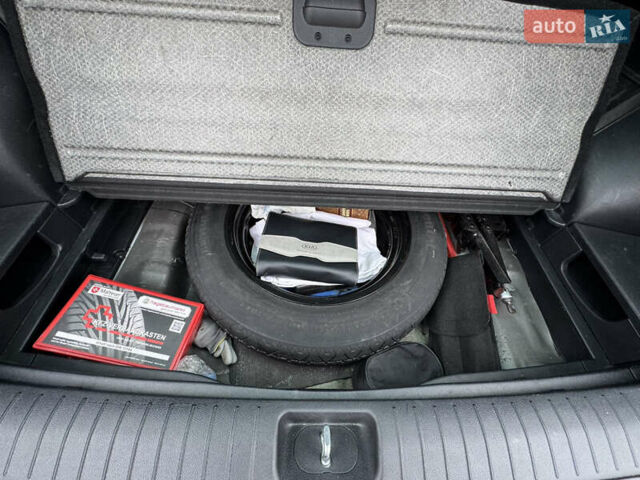 Білий Кіа Sportage, об'ємом двигуна 1.6 л та пробігом 61 тис. км за 21300 $, фото 11 на Automoto.ua