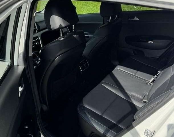 Киа Sportage 2018 в Киеве на Automoto.ua Белый Киа Sportage, объемом двигателя 0 л и пробегом 94 тыс. км за 10500 $, фото 5 на Automoto.ua