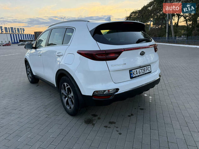Киа Sportage 2018 в Одессе на Automoto.ua Белый Киа Sportage, объемом двигателя 1.59 л и пробегом 149 тыс. км за 14999 $, фото 4 на Automoto.ua