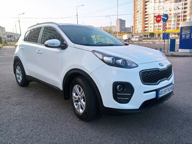 Білий Кіа Sportage, об'ємом двигуна 1.69 л та пробігом 115 тис. км за 16500 $, фото 12 на Automoto.ua