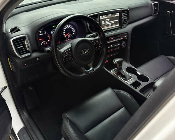 Белый Киа Sportage, объемом двигателя 1.98 л и пробегом 78 тыс. км за 18499 $, фото 17 на Automoto.ua