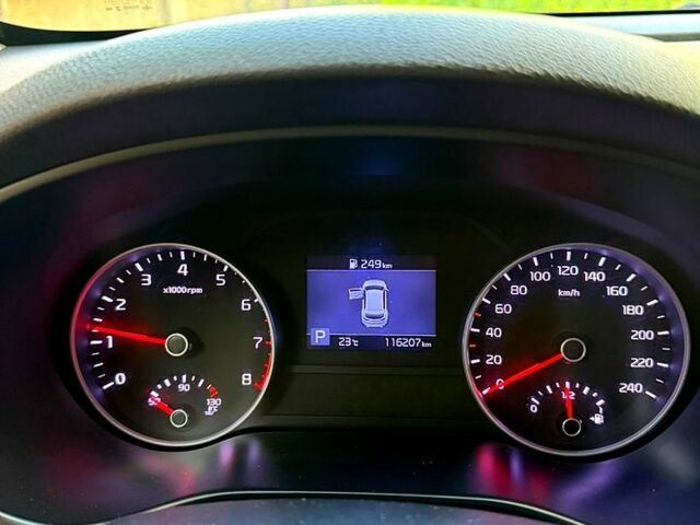 Білий Кіа Sportage, об'ємом двигуна 1.6 л та пробігом 116 тис. км за 14999 $, фото 12 на Automoto.ua