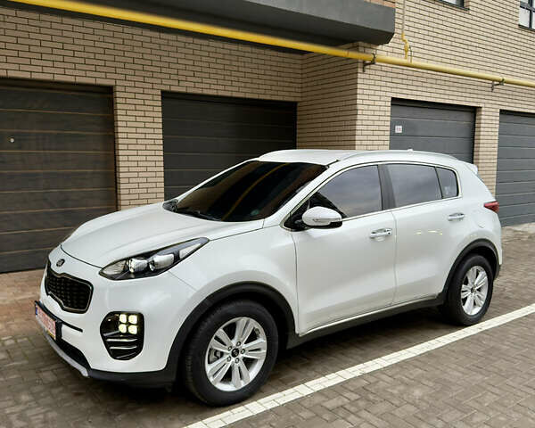 Белый Киа Sportage, объемом двигателя 1.98 л и пробегом 78 тыс. км за 18499 $, фото 8 на Automoto.ua