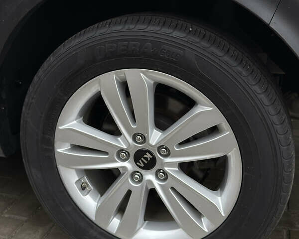 Белый Киа Sportage, объемом двигателя 1.98 л и пробегом 78 тыс. км за 18499 $, фото 16 на Automoto.ua