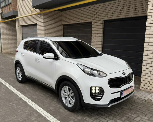 Белый Киа Sportage, объемом двигателя 1.98 л и пробегом 78 тыс. км за 18499 $, фото 1 на Automoto.ua
