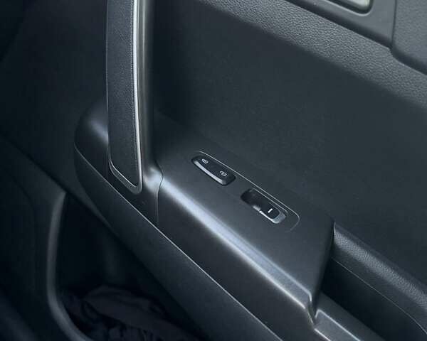 Белый Киа Sportage, объемом двигателя 1.59 л и пробегом 82 тыс. км за 20000 $, фото 16 на Automoto.ua