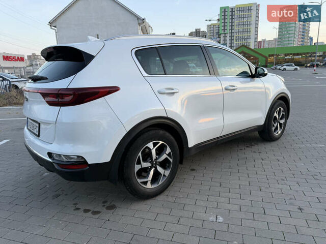 Киа Sportage 2018 в Одессе на Automoto.ua Белый Киа Sportage, объемом двигателя 1.59 л и пробегом 149 тыс. км за 14999 $, фото 7 на Automoto.ua