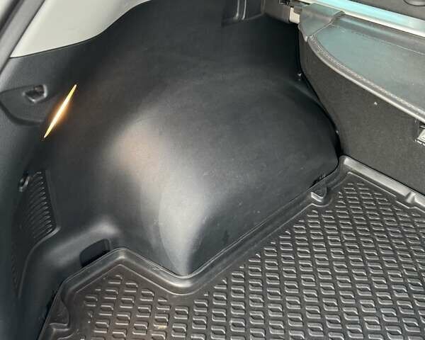 Белый Киа Sportage, объемом двигателя 1.59 л и пробегом 82 тыс. км за 20000 $, фото 13 на Automoto.ua