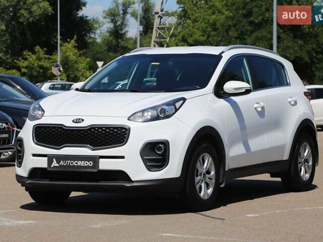 Белый Киа Sportage, объемом двигателя 1.69 л и пробегом 162 тыс. км за 17900 $, фото 2 на Automoto.ua