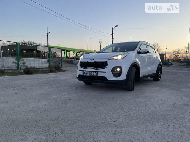 Белый Киа Sportage, объемом двигателя 1.69 л и пробегом 106 тыс. км за 22500 $, фото 2 на Automoto.ua