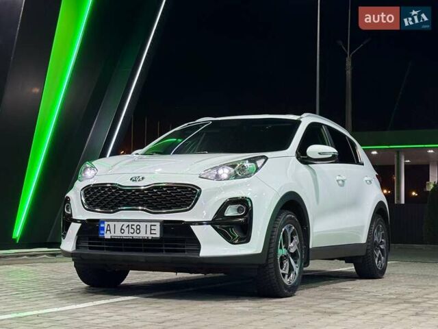 Білий Кіа Sportage, об'ємом двигуна 1.6 л та пробігом 72 тис. км за 18900 $, фото 23 на Automoto.ua