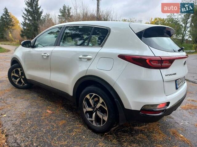 Белый Киа Sportage, объемом двигателя 1.59 л и пробегом 53 тыс. км за 16950 $, фото 68 на Automoto.ua