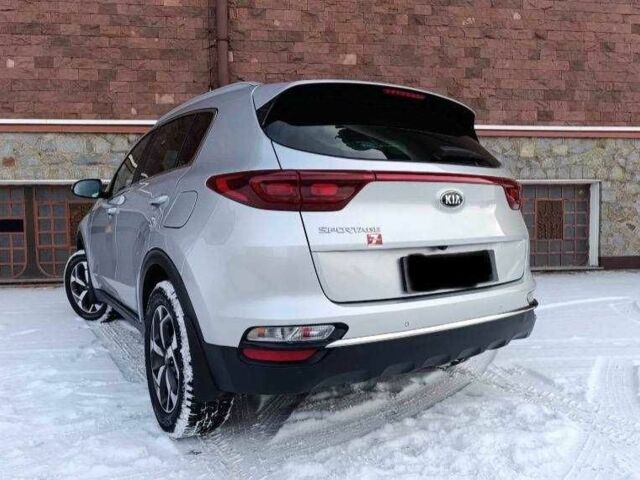 Белый Киа Sportage, объемом двигателя 2 л и пробегом 102 тыс. км за 10200 $, фото 7 на Automoto.ua
