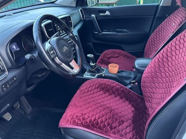 Белый Киа Sportage, объемом двигателя 1.6 л и пробегом 147 тыс. км за 16500 $, фото 9 на Automoto.ua