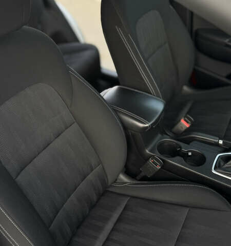 Белый Киа Sportage, объемом двигателя 1.6 л и пробегом 148 тыс. км за 16500 $, фото 13 на Automoto.ua