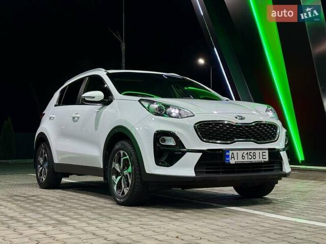 Білий Кіа Sportage, об'ємом двигуна 1.6 л та пробігом 72 тис. км за 18900 $, фото 26 на Automoto.ua