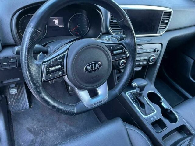 Білий Кіа Sportage, об'ємом двигуна 2 л та пробігом 69 тис. км за 16800 $, фото 11 на Automoto.ua