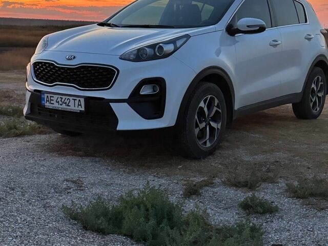 Белый Киа Sportage, объемом двигателя 1.6 л и пробегом 147 тыс. км за 16500 $, фото 1 на Automoto.ua