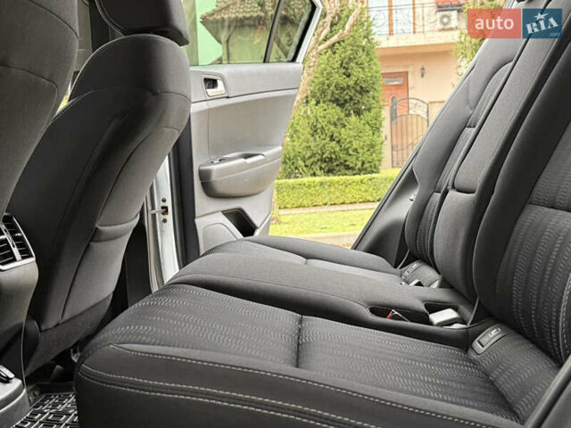 Белый Киа Sportage, объемом двигателя 1.59 л и пробегом 72 тыс. км за 18500 $, фото 85 на Automoto.ua
