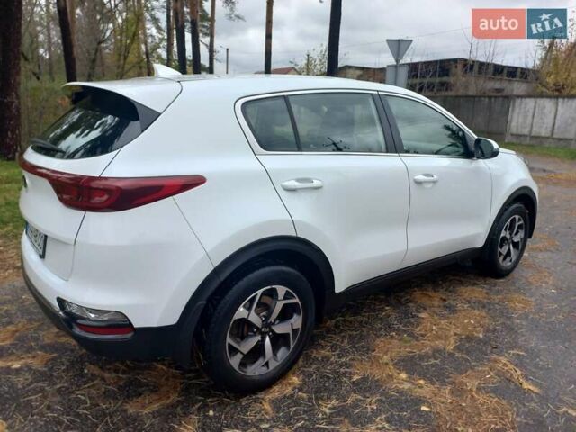 Белый Киа Sportage, объемом двигателя 1.59 л и пробегом 53 тыс. км за 16950 $, фото 7 на Automoto.ua