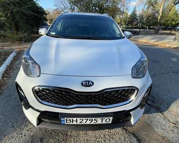 Білий Кіа Sportage, об'ємом двигуна 1.6 л та пробігом 67 тис. км за 22300 $, фото 5 на Automoto.ua