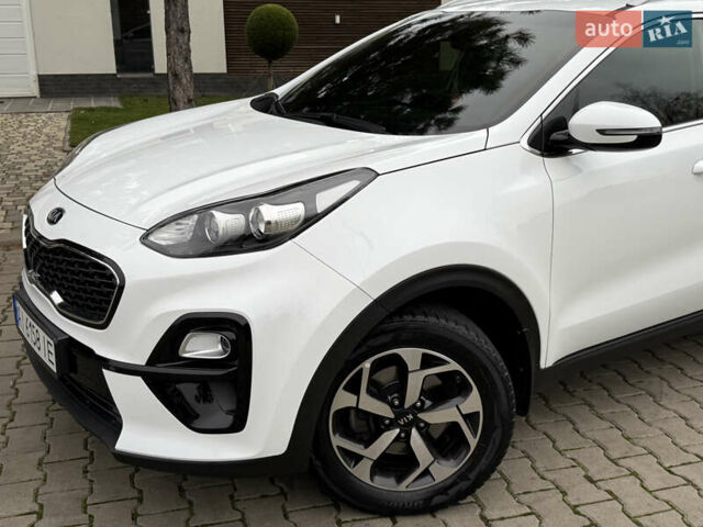 Белый Киа Sportage, объемом двигателя 1.59 л и пробегом 72 тыс. км за 18500 $, фото 15 на Automoto.ua