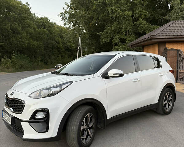 Білий Кіа Sportage, об'ємом двигуна 1.6 л та пробігом 71 тис. км за 16500 $, фото 3 на Automoto.ua