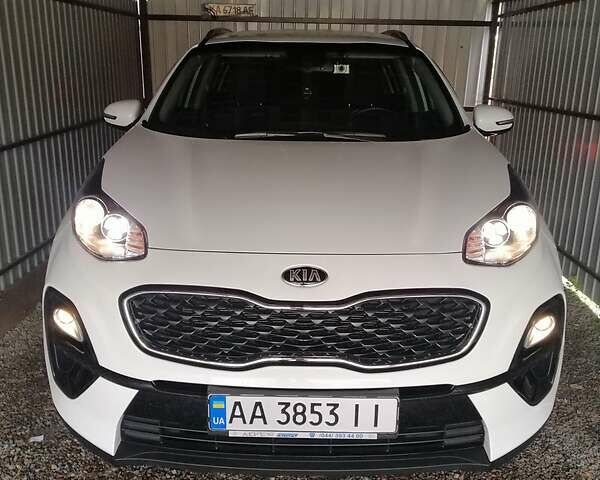 Белый Киа Sportage, объемом двигателя 1.6 л и пробегом 45 тыс. км за 21000 $, фото 31 на Automoto.ua