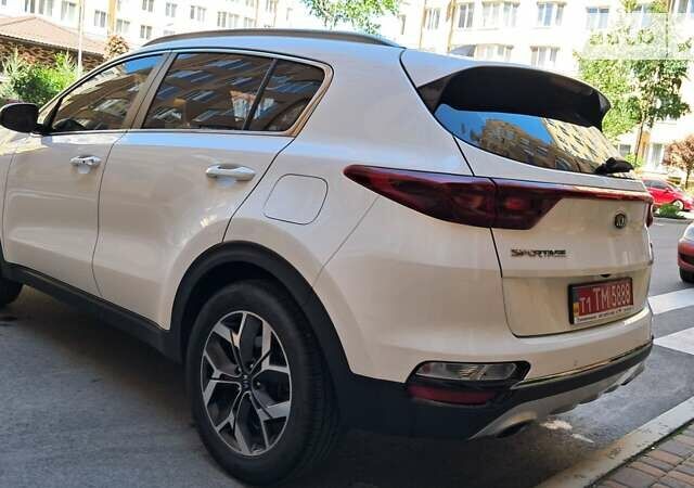 Білий Кіа Sportage, об'ємом двигуна 2 л та пробігом 131 тис. км за 22800 $, фото 7 на Automoto.ua