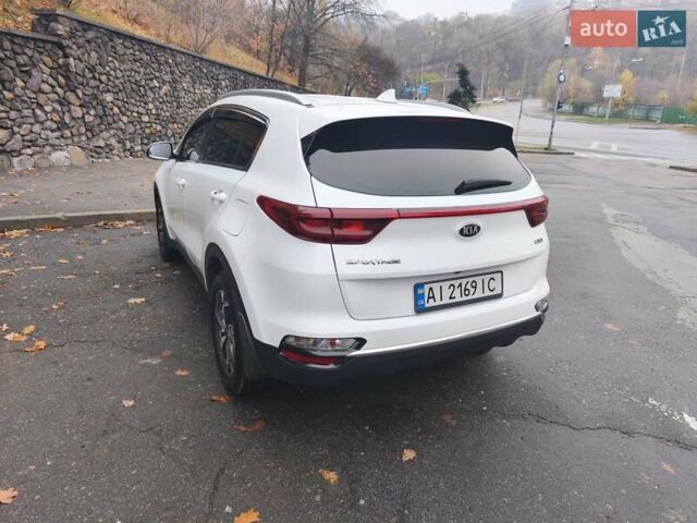 Белый Киа Sportage, объемом двигателя 1.6 л и пробегом 151 тыс. км за 19500 $, фото 11 на Automoto.ua