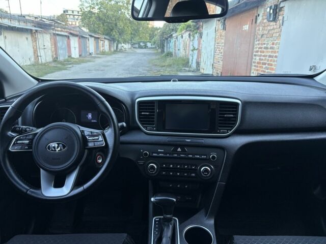 Белый Киа Sportage, объемом двигателя 1.6 л и пробегом 66 тыс. км за 19500 $, фото 7 на Automoto.ua